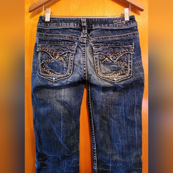Silver Jeans - Picture 1 of 14